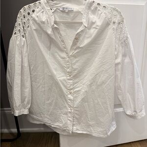 Zele White Eyelet Shoulder Button-Down Shirt